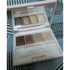 KOSE コーセー エスプリーク アイシャドウ 美品 ブラウン系の画像