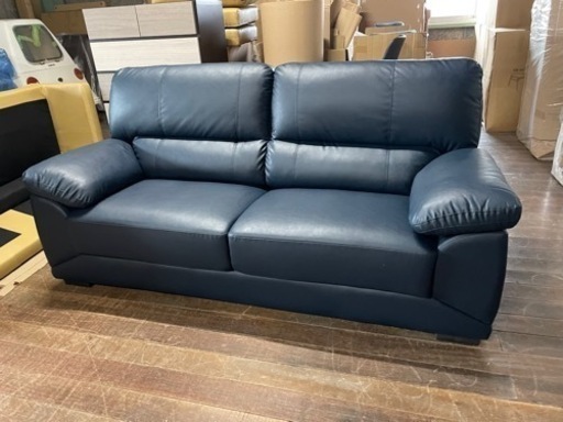 質の良いソファー入荷しました