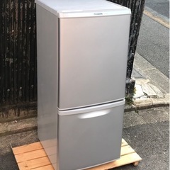 Panasonic パナソニック　140L冷蔵庫　NR-B148W-S