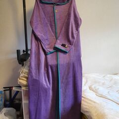 着る毛布　春先・秋の終わりの上掛け調節＆旅行にも便利　モフア　フリーサイズの画像