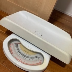 お譲り先決まりました☆ベビースケール