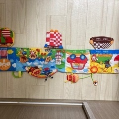 ベビラボ アンパンマン しかけい〜っぱい！布えほん 布絵本の画像