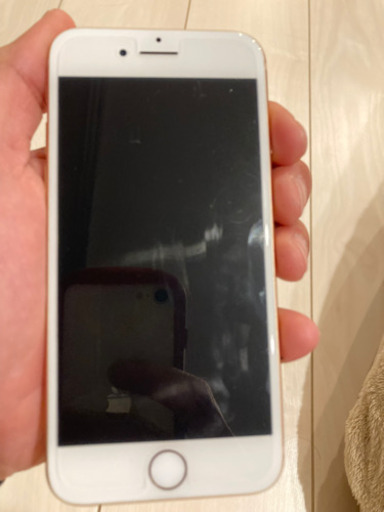iPhone 8 Gold 256GB docomo  SIMフリー　ifecケース付き