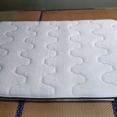【0円自取】 マットレスに使っていた敷きパッドの画像