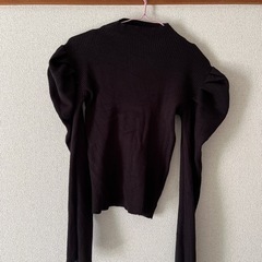 パワショル　黒ニット