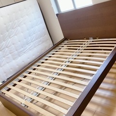 IKEA ダブルベッドフレーム（収納付き）