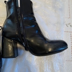 WEGO ショートブーツ　黒　23.5の画像