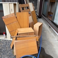 古い家具　焚き木（2月中廃棄予定）