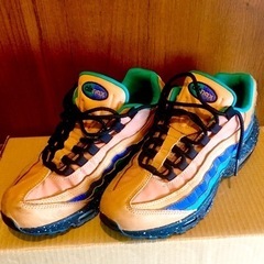 NIKE エアマックス95 プレミアムレザー　　ブラウン　レディ...
