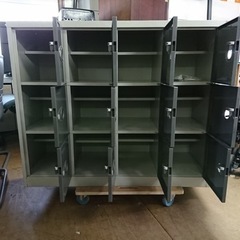 ●【引き取り限定】シューズボックス 12人用 幅105㎝ 中古品 の画像