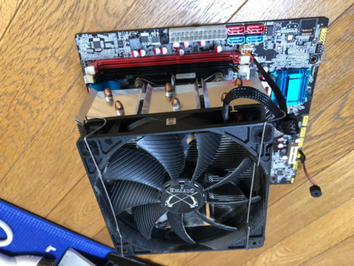 Intel xeon E5-2640v2 2.6GHz 6コア 12スレッド