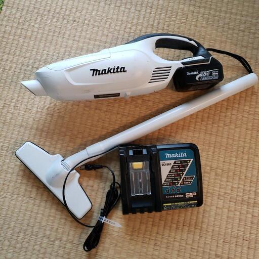 【購入者決定済み】makita　充電式掃除機　CL182FD