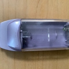 携帯電話　電池式充電器　中古