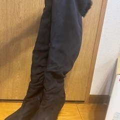 ニーハイブーツ　ロングブーツの画像