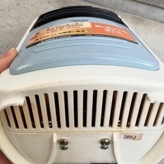 YAMAZEN 山善 ミニファンヒーター 2008年製 の画像