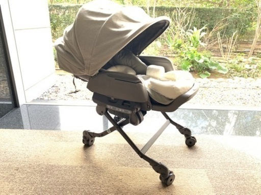 コンビ ネムリラ ハイグレードモデル 電動