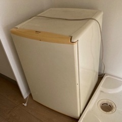 ※2/10まで※譲ります【冷蔵庫】無料の画像