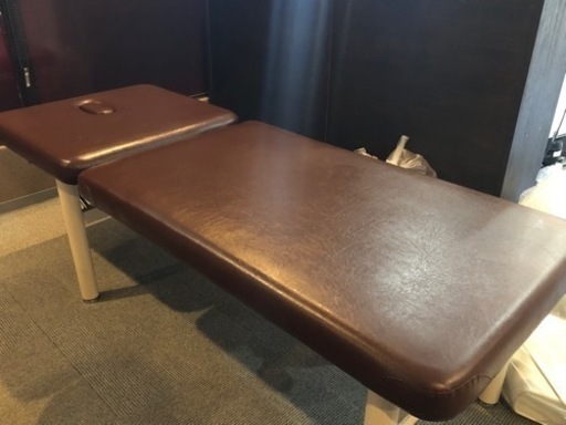 マッサージベッド