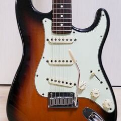 苫小牧バナナ】Fender USA American Standard Stratocaster 98年 3TS