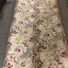 羊毛敷布団2枚の画像