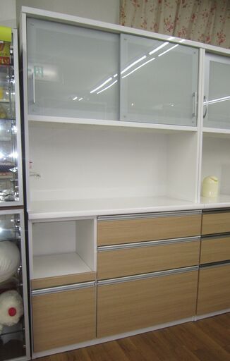 R074 高級 松田家具 キッチンボード、食器棚、幅117cm  美品