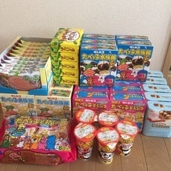 お菓子の詰め合わせ