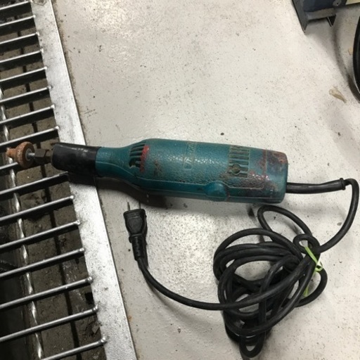 【中古】makita 60mm ミニグラインダー 906
