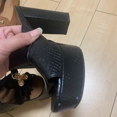 くつ 【1000円可能】の画像