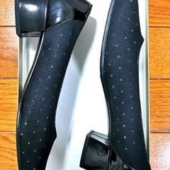 T.inaba PENDOLINO .4  パンプス 22,5cm ブラックの画像