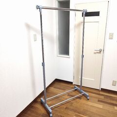 ほぼ使っていない美品ハンガーラック　今週中