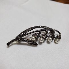 アンティーク ブローチ
