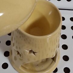 希望者無しで別途処分済み：アロマポット元値：780円 ＞＞ リサイクルなので200円！  (アロマオイルは付きません)の画像