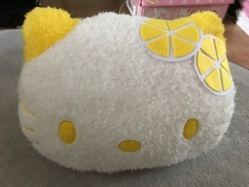 Hello kitty ぬいぐるみ