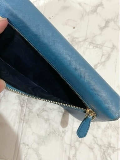極美品　PRADA  プラダ 長財布　青色　大量カード入れ