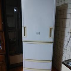 【0円】シャープ冷蔵庫 両開き 4ドア 375Lの画像
