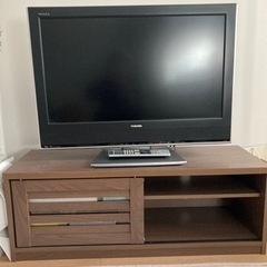 2月中引き渡しの方値下げします】東芝REGZA  テレビ台付き
