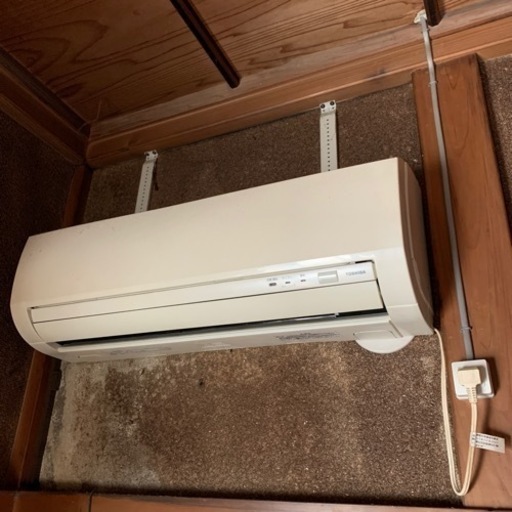 東芝製エアコンRAS-221B 2台