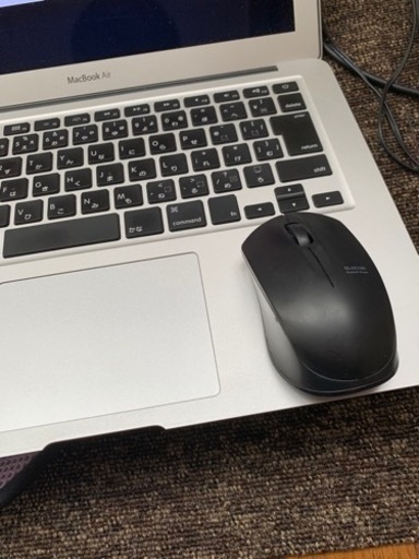 macbook air 譲ります。