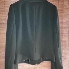 セレモニースーツ葬祭レディーススーツの画像