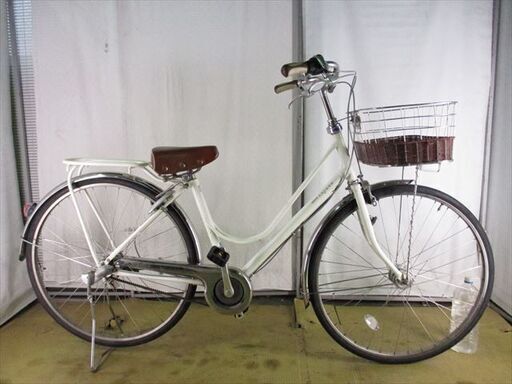 B718　限定特価　整備済み★ブリヂストン　カジュナDXベルト　ホワイト★ 中古自転車 【27インチ 】