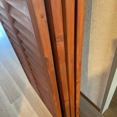 木製ルーバーラティス ビバホーム購入　60×150 4つセットの画像