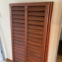木製ルーバーラティス ビバホーム購入　60×150 4つセットの画像
