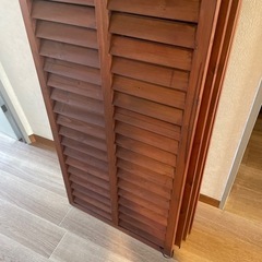 木製ルーバーラティス ビバホーム購入　60×150 4つセットの画像