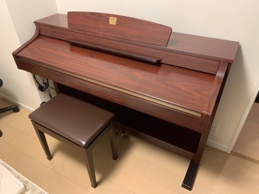 YAMAHA CLAVINOVA CLP330M