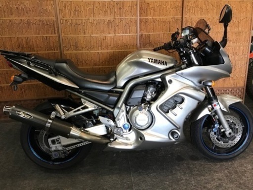 ヤマハ　FZS1000 Fazer フェザー