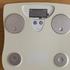 体重計　※体脂肪率も測れる
