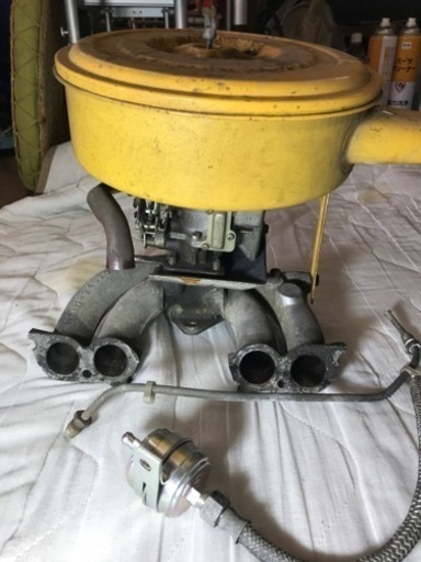 トヨタ３Kエンジンに付いてた純正キャブレター一式
