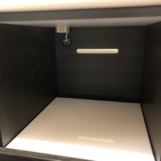 定価25,000円 鏡面仕上げ キッチン収納
