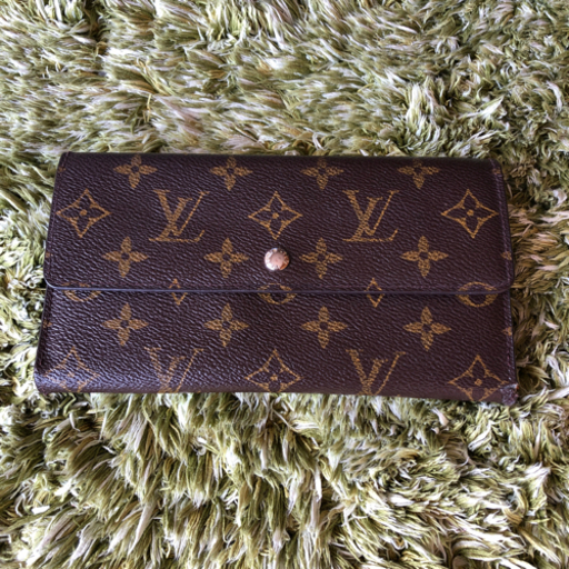 VUITTONのお財布