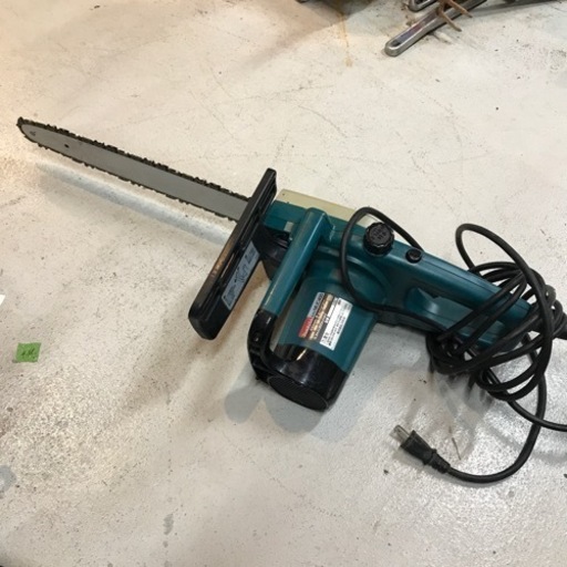 【中古】makita 400mm 電気チェーンソー MUC400